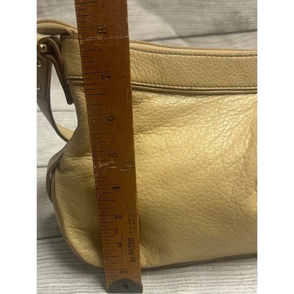 Etienne Aigner Light Yellow Leather Shoulder Bag Purse - Picture 7 of 15